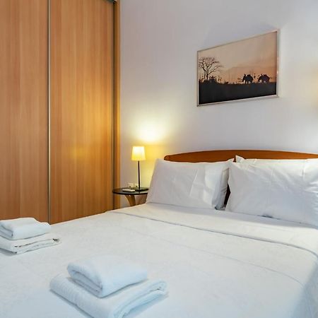 شقة Flat In Excellent Location With Private Parking أثينا المظهر الخارجي الصورة