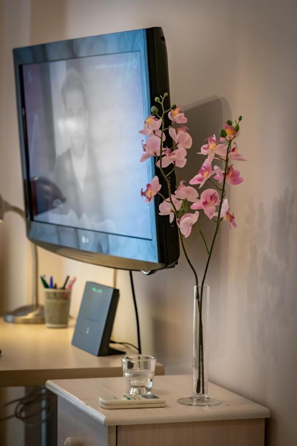 شقة Flat In Excellent Location With Private Parking أثينا المظهر الخارجي الصورة