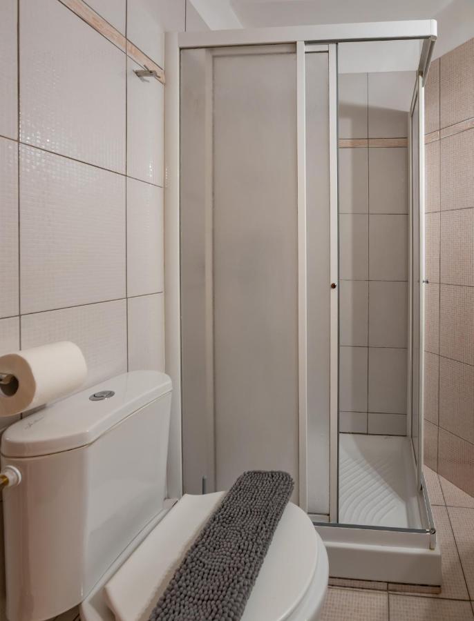 شقة Flat In Excellent Location With Private Parking أثينا المظهر الخارجي الصورة